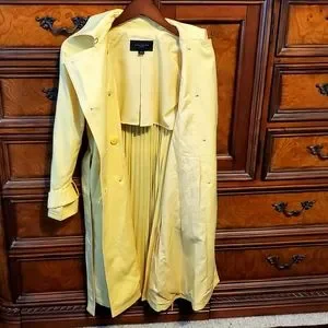 Ann Taylor Jackets Coats Nwt Ann Taylor Yellow Pleated Back